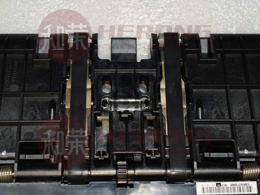 Ceinture plate de distribution d'argent ATM de haute qualité (10 × 212 × 0.65), adaptée au chariot à pince Hyosung CDU, nouvelle collection