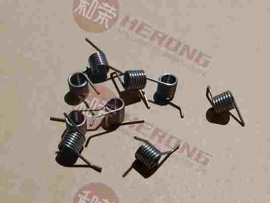 Nouveau ressort de Torsion gauche de haute qualité pour chariot de serrage Hyosung CDU 1.4 + 0D10.5 * 11.2L * 7N pièces de rechange ATM